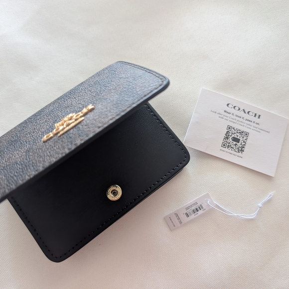 SOLD - Picture 4 of 9